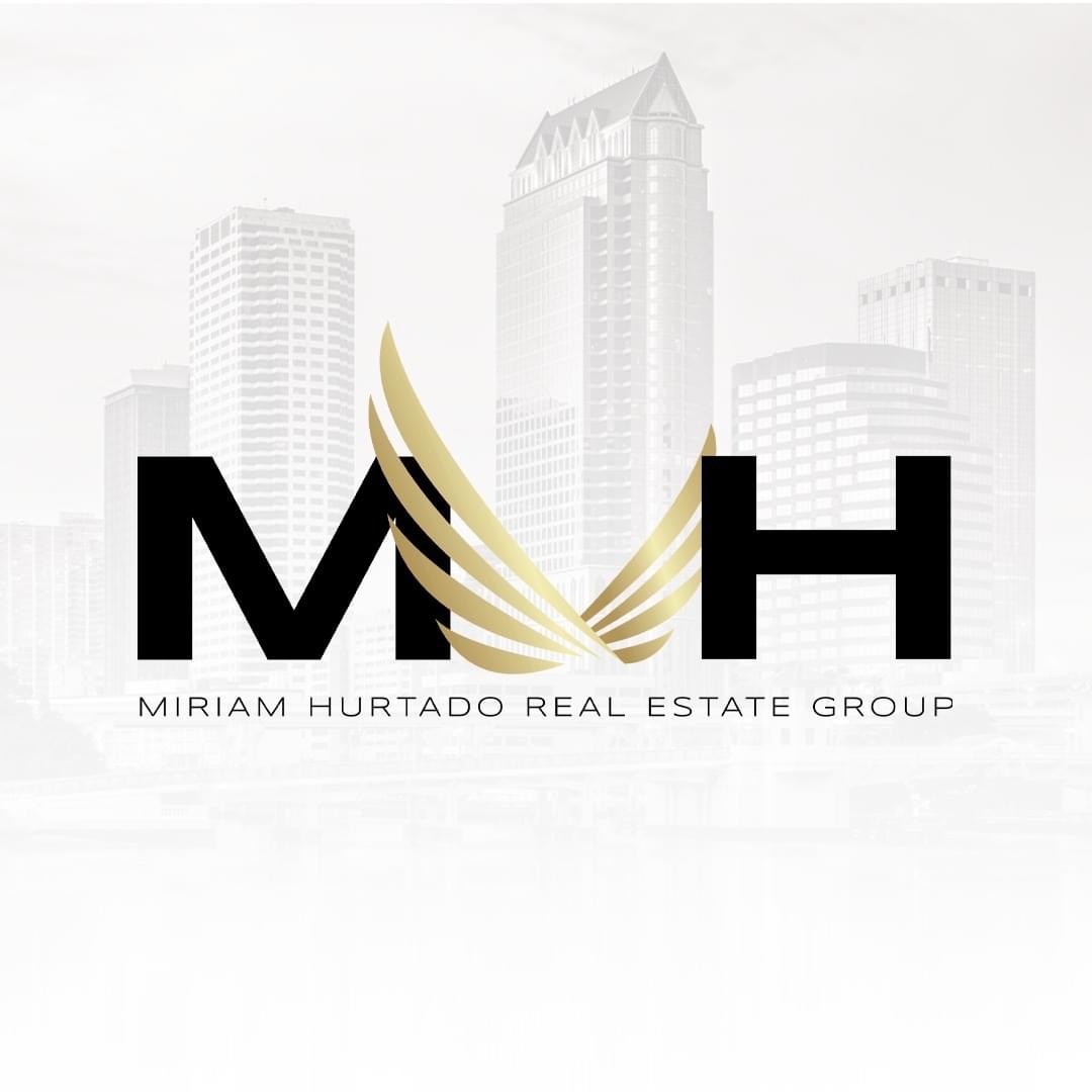 Diasmary Lopez @ Vita Luxury Realty logo